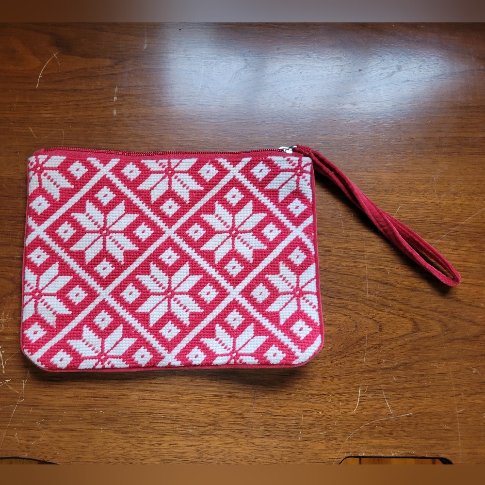 Lands End Purse Wristlet Xmas Red Needlepoint Snowflake Velvet Top Zip 10"x7.5"